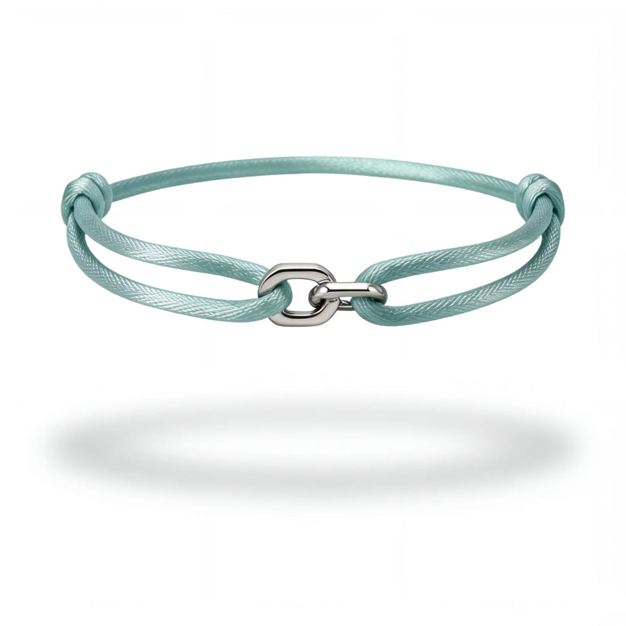 304supply Ocean Link aquablaues Satin-Cord-Armband mit Edelstahl-Verschluss – Produktansicht
