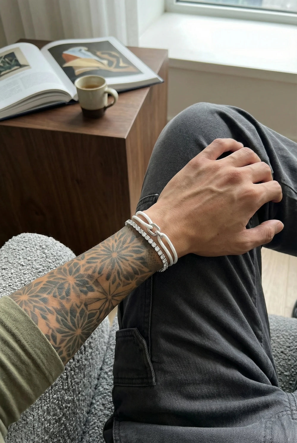 304supply bracelets in 304 stainless steel worn on the wrist, 19 cm
