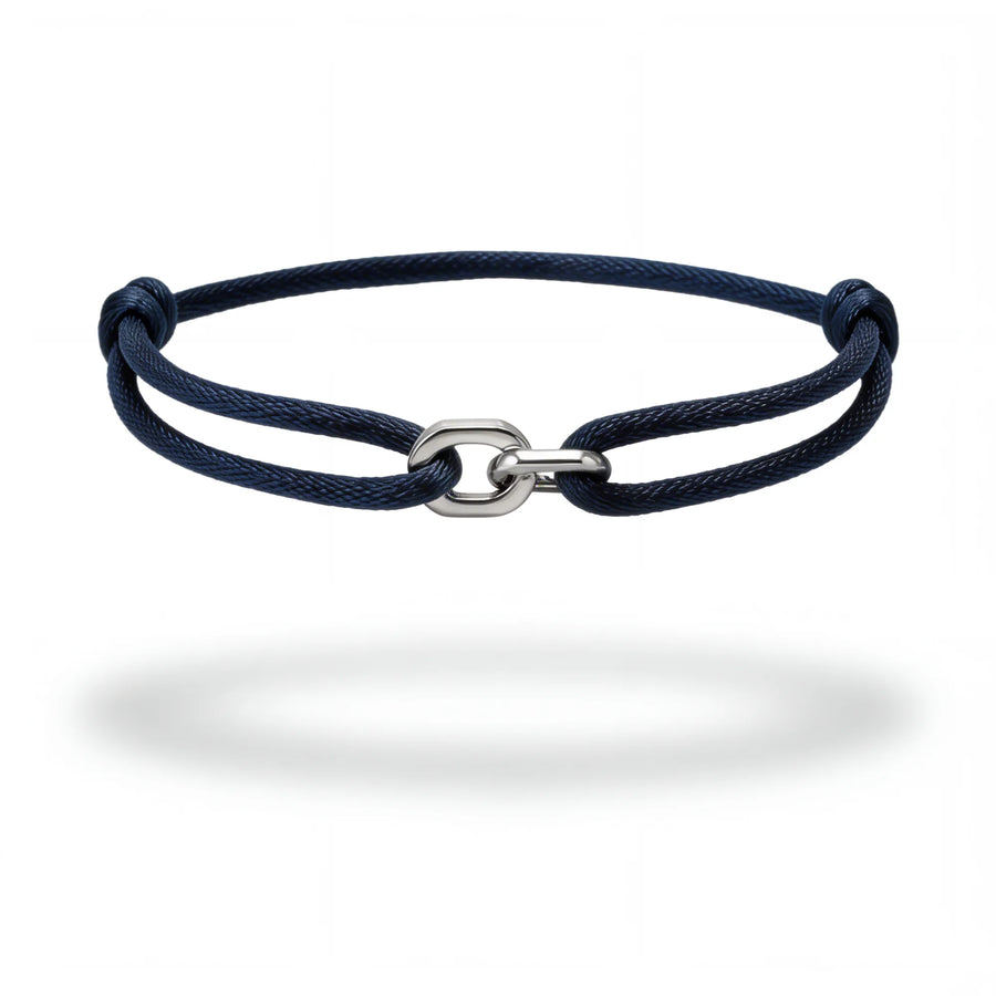 304supply Midnight Link dunkelblaues Satin-Cord-Armband mit Edelstahl-Verschluss – Produktansicht